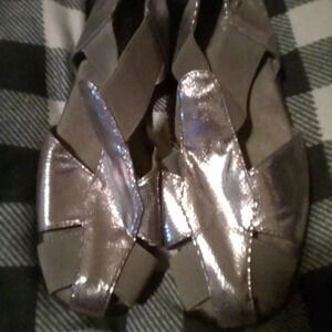 Metallic Strappy Fisherman's Sandals